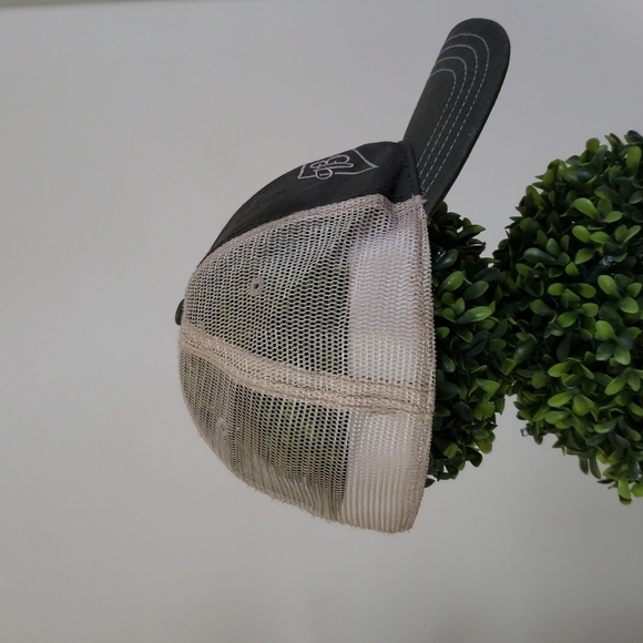 Budweiser gray and cream netted Baseball Hat, OS, unisex. - Picture 4 of 9